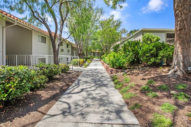 676 Via Alhambra Unit C, Laguna Woods, CA 92637 - view of surrounding community