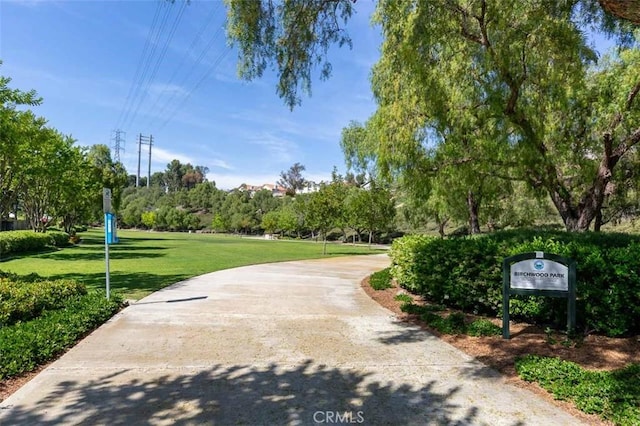 21981 Birchwood, Mission Viejo, CA 92692 - view of property's community featuring a yard