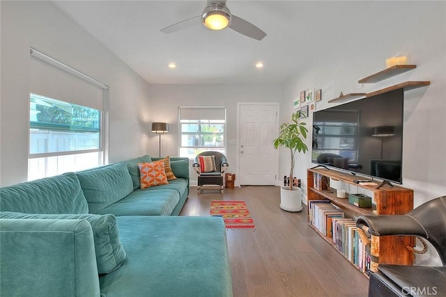 256 Falcon Ave, Long Beach, CA 90802 - living area featuring wood finished floors, a ceiling fan, and recessed lighting