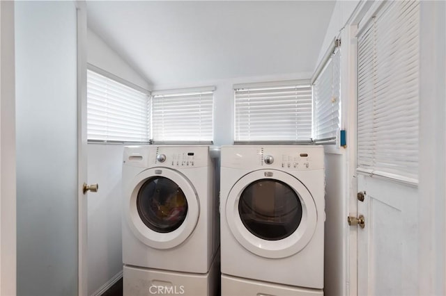 14017 S Wilkie Ave, Gardena, CA 90249 - laundry room featuring washer and clothes dryer