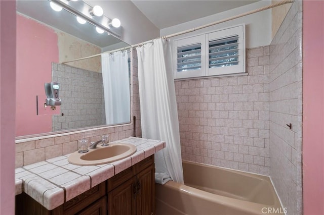 14017 S Wilkie Ave, Gardena, CA 90249 - full bath featuring vanity, shower / bath combo, and decorative backsplash