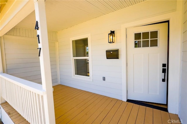 417 S Murdock Ave, Willows, CA 95988 - entrance to property with a porch