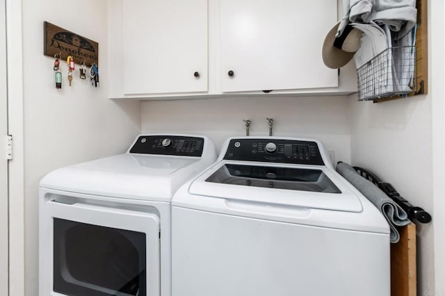 2522 Wanek Rd Unit B, Escondido, CA 92027 - laundry area featuring washing machine and dryer and cabinet space