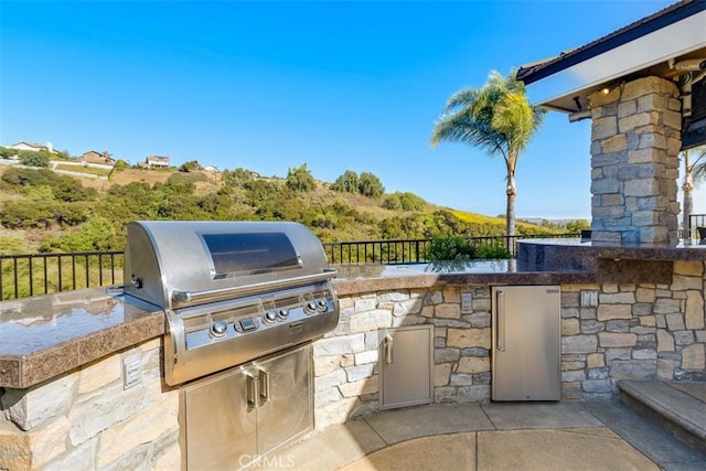 4560 San Antonio Rd, Yorba Linda, CA 92886 - view of patio