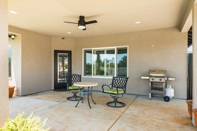 5540 Scottwood Rd, Paradise, CA 95969 - view of patio / terrace with a ceiling fan