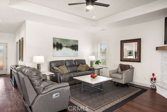 5540 Scottwood Rd, Paradise, CA 95969 - living area featuring wood finished floors, ceiling fan, a raised ceiling, baseboards, and recessed lighting