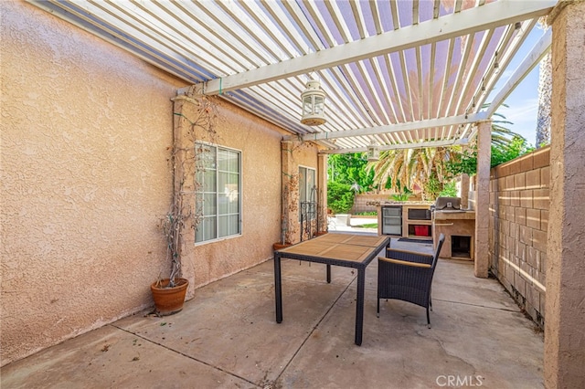 5531 Cordiva Ct, Lancaster, CA 93536 - fenced backyard with a pergola and a patio