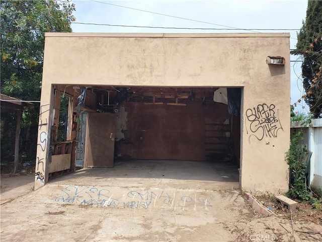 931 N Alamo St, Anaheim, CA 92801 - view of detached garage
