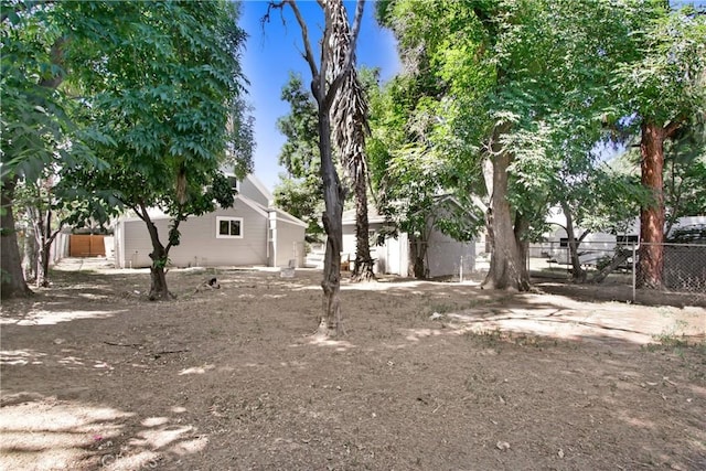 1835 Martin Luther King Blvd, Riverside, CA 92507 - view of yard