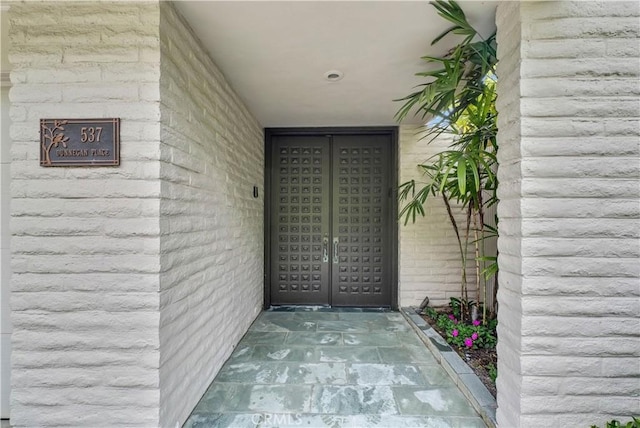 537 Dunnegan Pl, Laguna Beach, CA 92651 - view of exterior entry