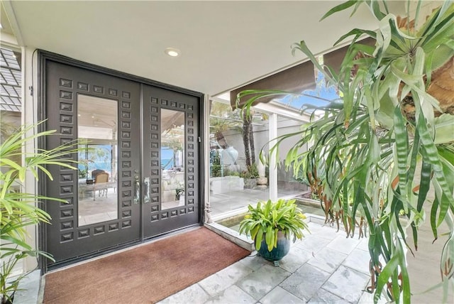 537 Dunnegan Pl, Laguna Beach, CA 92651 - view of exterior entry