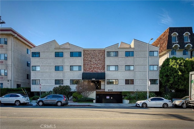 5325 Lindley Ave Unit 202, Tarzana, CA 91356 - view of property