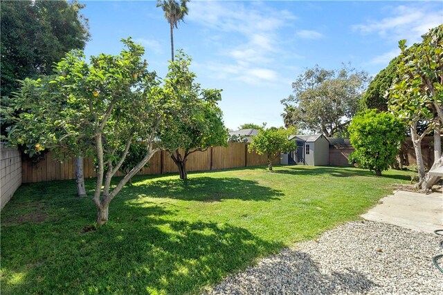 14911 Van Buren Ave, Gardena, CA 90247 - view of yard