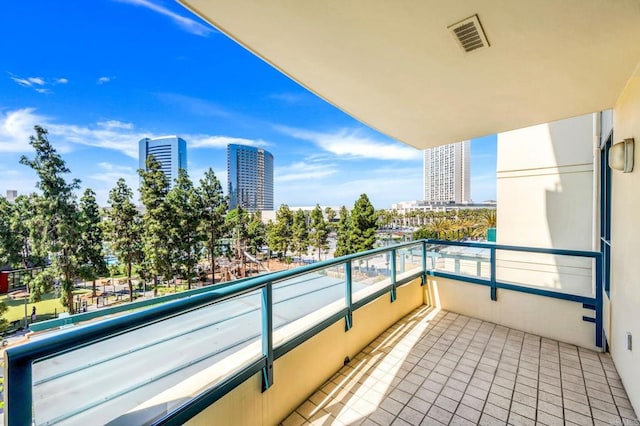 510 First Ave Unit 402, San Diego, CA 92101 - balcony with a view of city
