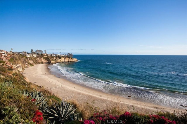 31 N Vista De Catalina, Laguna Beach, CA 92651 - water view with nearby beach