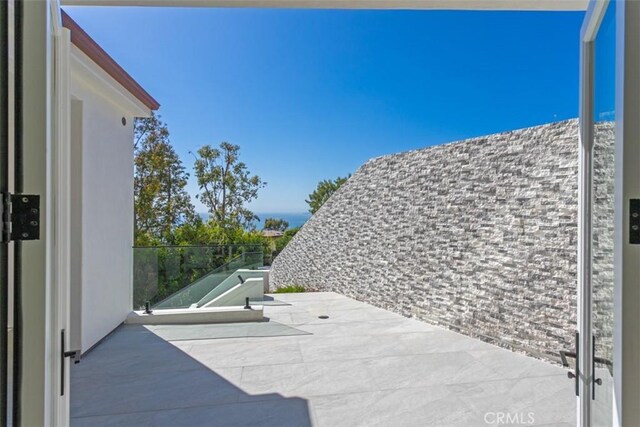 31 N Vista De Catalina, Laguna Beach, CA 92651 - view of patio