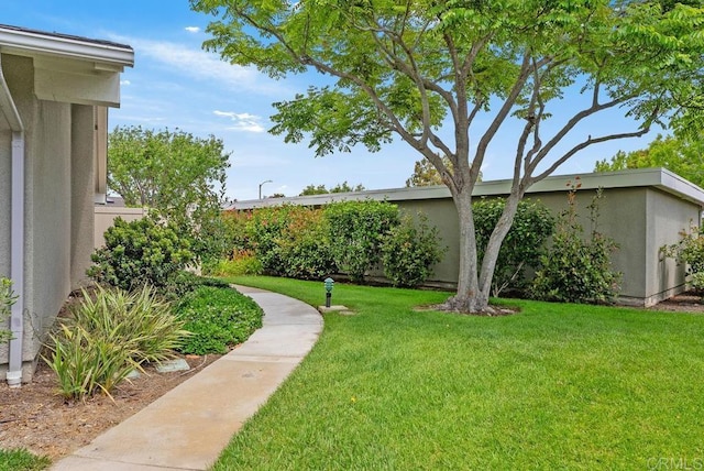 8933 Yolo Cir Unit 1308-A, Huntington Beach, CA 92646 - view of yard