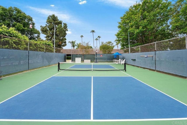 8933 Yolo Cir Unit 1308-A, Huntington Beach, CA 92646 - view of tennis court featuring community basketball court