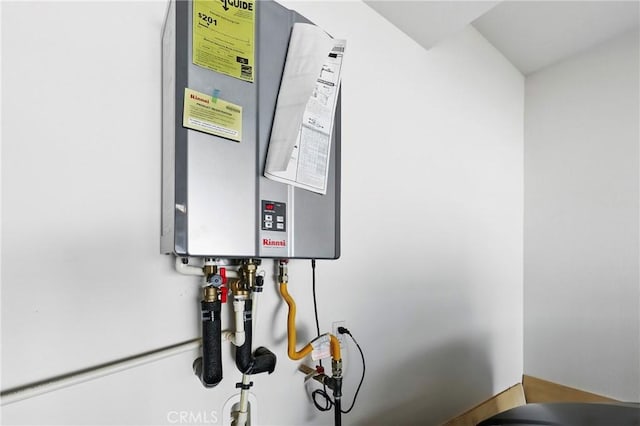 1782 Park Place Ln, Riverside, CA 92501 - utility room with tankless water heater