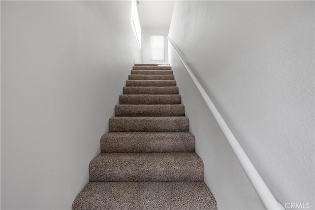 407 W 107th St, Los Angeles, CA 90003 - view of stairs
