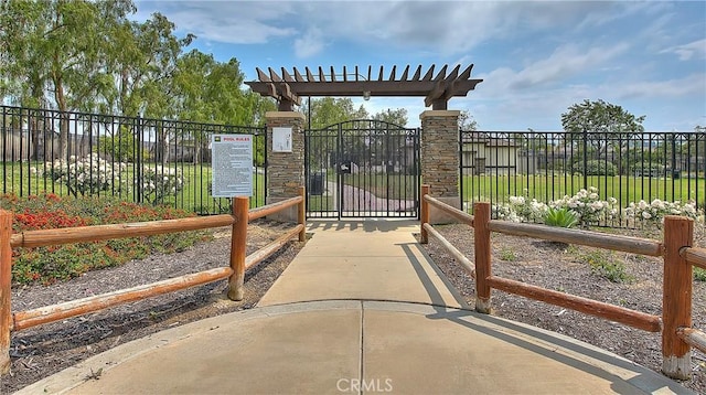 12415 Brianwood Dr, Riverside, CA 92503 - view of gate