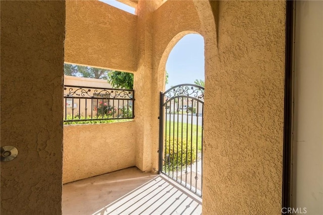 11706 Oak St, Apple Valley, CA 92308 - view of balcony