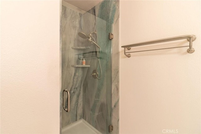11706 Oak St, Apple Valley, CA 92308 - full bath featuring a stall shower