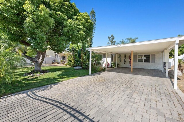 2042 Pheasant Run, Fallbrook, CA 92028 - view of front of house with an attached carport and driveway