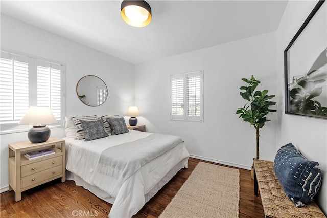 4146 Michael Ave, Los Angeles, CA 90066 - bedroom featuring wood finished floors and baseboards