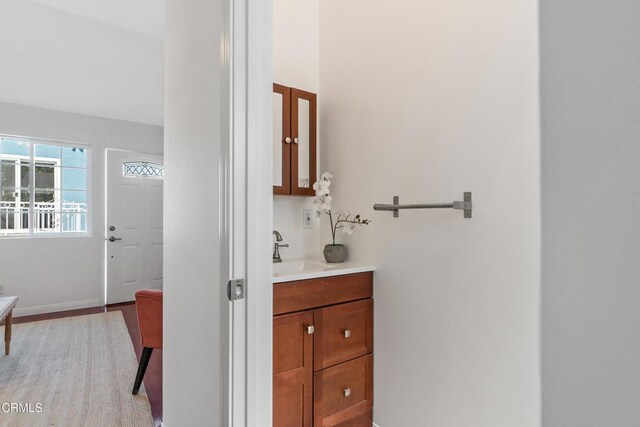 1015 Nolden St, Highland Park, CA 90042 - bathroom featuring vanity