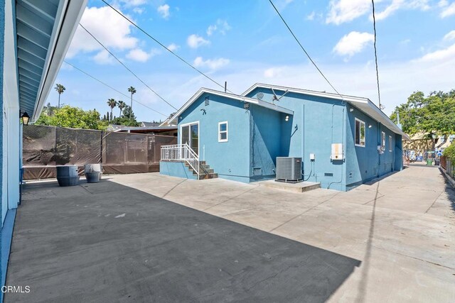 1015 Nolden St, Highland Park, CA 90042 - back of house featuring a patio area and stucco siding