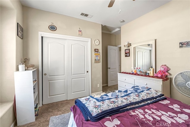 10033 N Baird Ave, Fresno, CA 93730 - carpeted bedroom with a closet and ceiling fan
