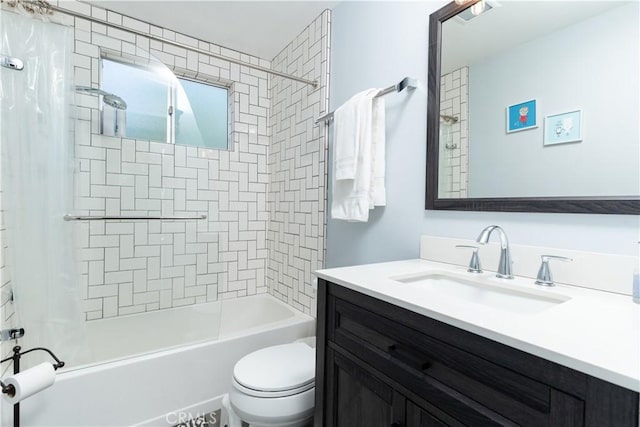 26503 Amador Ln, Lake Arrowhead, CA 92352 - full bath with vanity, shower / tub combo, and toilet