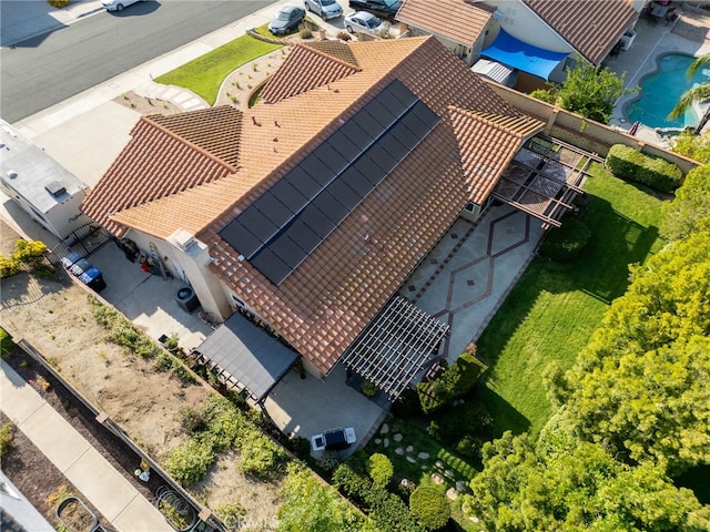 6752 Laurelbrook Dr, Riverside, CA 92506 - aerial view of property and surrounding area with a pool area