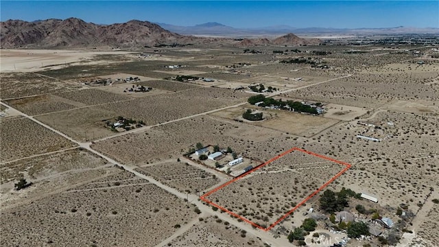 754 Ivanhoe Rd, Lucerne Valley, CA 92356