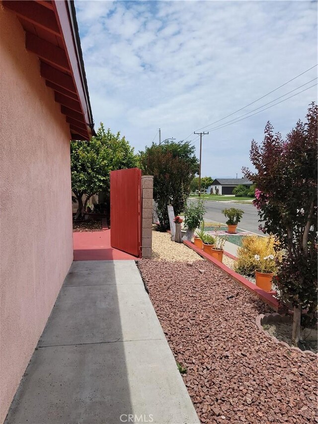 7571 San Rafael Dr E, Buena Park, CA 90620 - photo 32