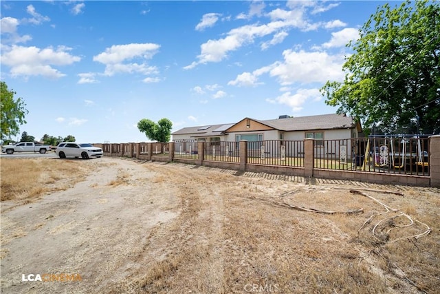 13271 Garzoli Ave, Mcfarland, CA 93250 - view of front of house