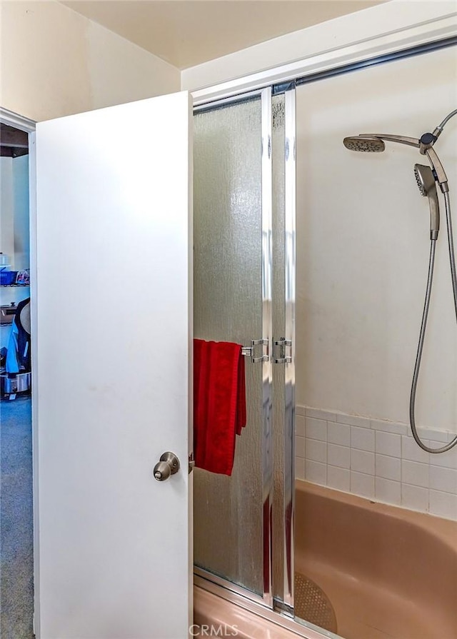 14124 Fonseca Ave, La Mirada, CA 90638 - view of bathroom