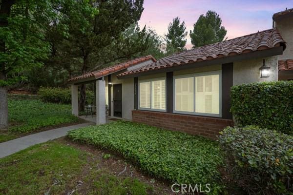 27556 Rondell St, Agoura Hills, CA 91301 - photo 1
