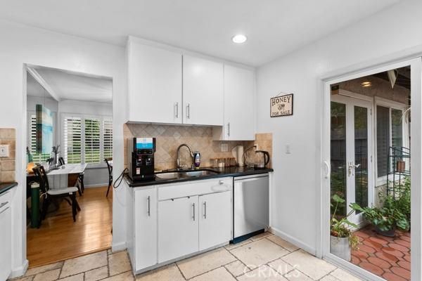 27556 Rondell St, Agoura Hills, CA 91301 - photo 17