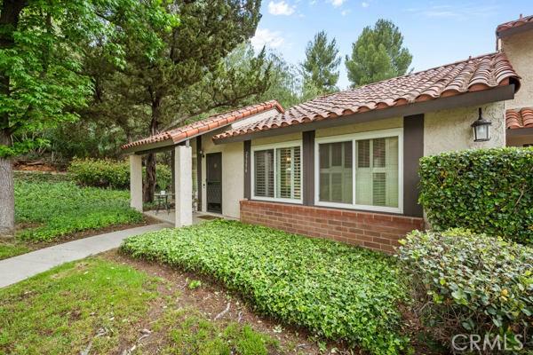 27556 Rondell St, Agoura Hills, CA 91301 - photo 2