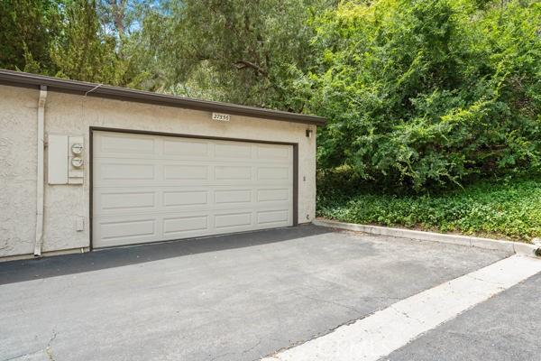 27556 Rondell St, Agoura Hills, CA 91301 - photo 28