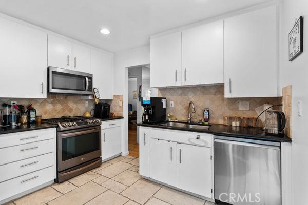27556 Rondell St, Agoura Hills, CA 91301 - photo 14