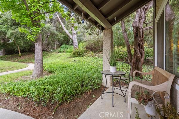 27556 Rondell St, Agoura Hills, CA 91301 - photo 6