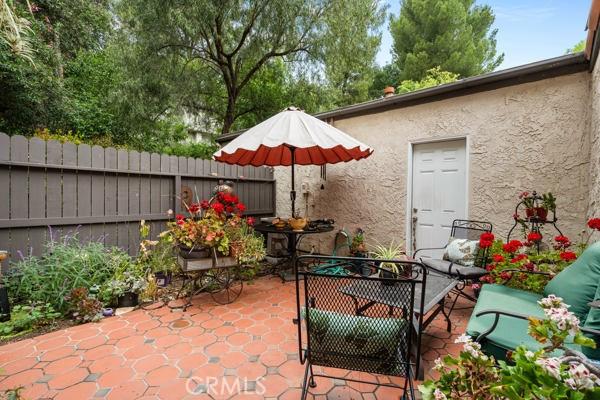 27556 Rondell St, Agoura Hills, CA 91301 - photo 18