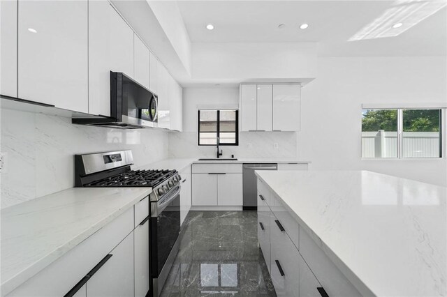 6827 Ranchito Ave, Van Nuys, CA 91405 - photo 8