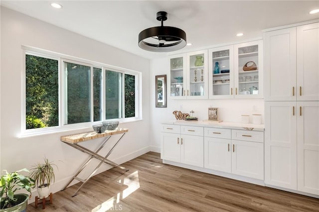 5700 Ravenspur Dr Unit 307, Rancho Palos Verdes, CA 90275 - bar area with light wood-type flooring, baseboards, and recessed lighting