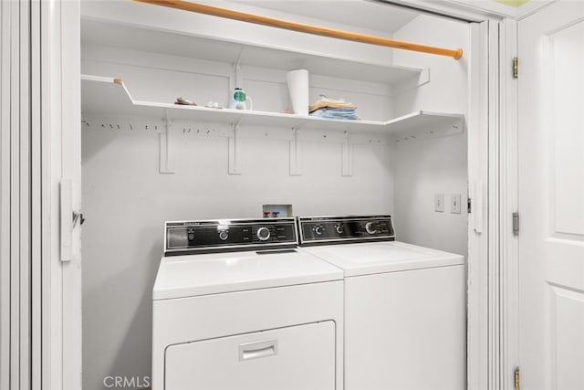 558 Paseo Companeros St, Chico, CA 95928 - washroom with washer and dryer