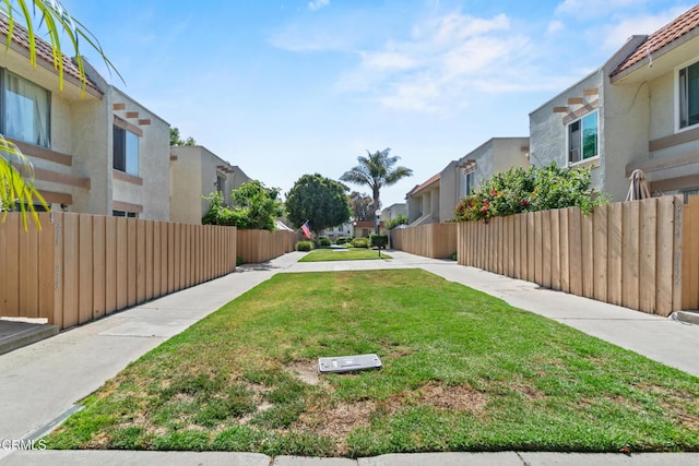 205 W Channel Islands Blvd, Port Hueneme, CA 93041 - view of yard with a residential view