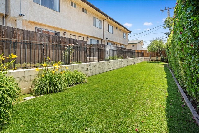 5223 Rosemead Blvd Unit F, San Gabriel, CA 91776 - view of yard